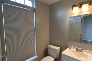 4065 Cressida Pl, Woodbridge, VA 22192 - Photo 9