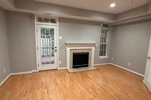 4065 Cressida Pl, Woodbridge, VA 22192 - Photo 11