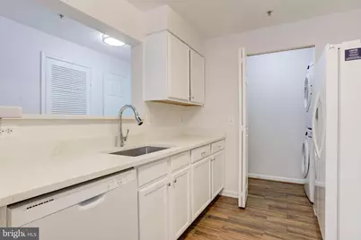 14174 Cuddy Loop #204, Woodbridge, VA 22193 - Photo 11