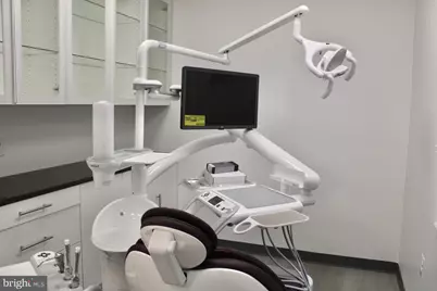 10620 Crestwood Drive Burg #2 - B, Manassas, VA 20109 - Photo 15