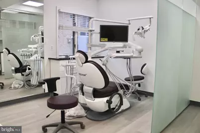 10620 Crestwood Drive Burg #2 - B, Manassas, VA 20109 - Photo 13