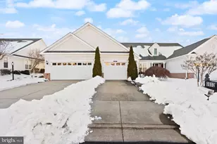 6932 Walnut Hill Dr, Gainesville, VA 20155 - Photo 1