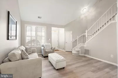 6932 Walnut Hill Drive, Gainesville, VA 20155 - Photo 7