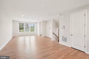 4016 Shire Meadow Ln, Triangle, VA 22172 - Photo 11