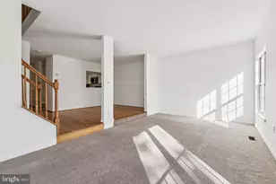 1925 Inglebrook Dr, Woodbridge, VA 22192 - Photo 9