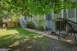 13002 Montpelier Ct, Woodbridge, VA 22192 - Photo 3