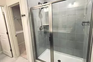 2564 Neabsco Common Pl, Woodbridge, VA 22191 - Photo 9