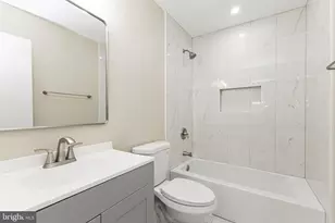 4206 Gunston Ct, Woodbridge, VA 22193 - Photo 15