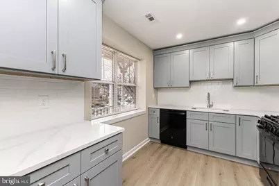 4206 Gunston Court, Woodbridge, VA 22193 - Photo 3