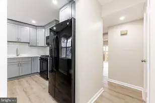 4206 Gunston Ct, Woodbridge, VA 22193 - Photo 7