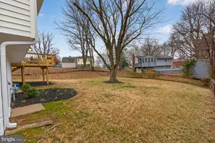 13418 Hillendale Dr, Woodbridge, VA 22193 - Photo 17