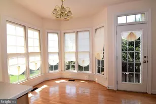 4619 Beaufont Spring Ct, Woodbridge, VA 22192 - Photo 17