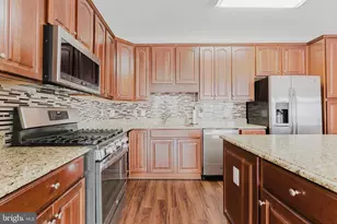 16804 Nuttal Oak Pl, Woodbridge, VA 22191 - Photo 9