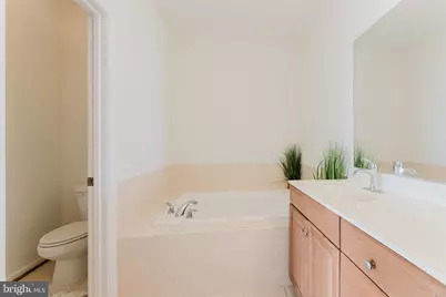 16804 Nuttal Oak Place, Woodbridge, VA 22191 - Photo 39
