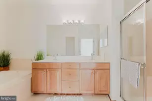 16804 Nuttal Oak Pl, Woodbridge, VA 22191 - Photo 37