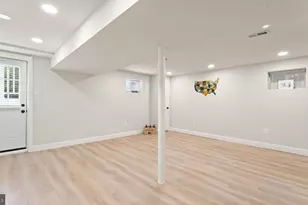 8309 Rolling Rd, Manassas, VA 20110 - Photo 61