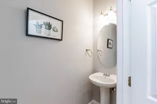 15922 Greymill Manor Dr, Haymarket, VA 20169 - Photo 23