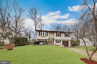 2509 Tabor Ct, Woodbridge, VA 22191 - Photo 3