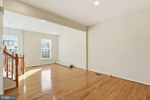 12212 Densmore Ct, Woodbridge, VA 22192 - Photo 15