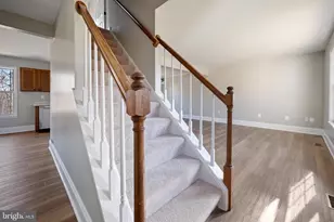 15689 Pike Trail, Dumfries, VA 22025 - Photo 11