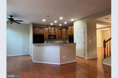 1538 Grosbeak Court, Woodbridge, VA 22191 - Photo 3