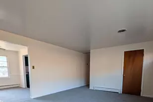 8105 Devlin Rd, Bristow, VA 20136 - Photo 3