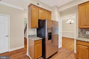 13044 Tadmore Ct, Woodbridge, VA 22193 - Photo 19