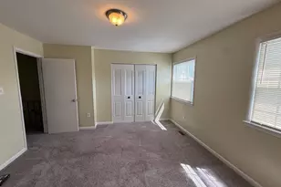 4306 Eileen Ct, Woodbridge, VA 22193 - Photo 11