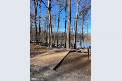 15794 Beacon Hill Place, Dumfries, VA 22025 - Photo 7