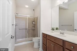 7055 Heritage Hunt Dr, Gainesville, VA 20155 - Photo 17