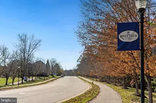 4615 Beaufont Spring Ct, Woodbridge, VA 22192 - Photo 5