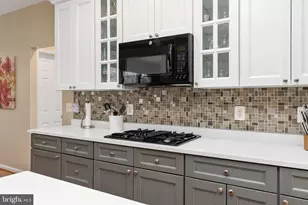 2636 Cast Off Loop, Woodbridge, VA 22191 - Photo 19