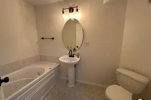 7017 Manahoac Pl, Gainesville, VA 20155 - Photo 17