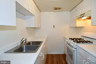 14623 Bakersfield St, Woodbridge, VA 22193 - Photo 7