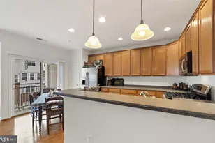 6266 Woodruff Springs Way, Haymarket, VA 20169 - Photo 11