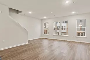 15071 Jaxton Sq Ln, Haymarket, VA 20169 - Photo 9