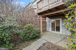 2003 Paddle Boat Ln, Woodbridge, VA 22192 - Photo 25