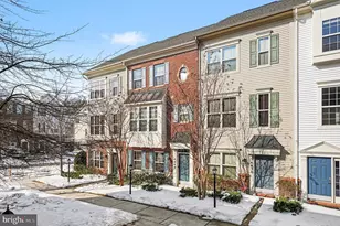 4440 Potomac Highlands Cir, Triangle, VA 22172 - Photo 3