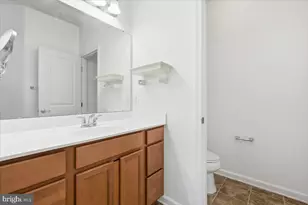 7411 Brunson Cir, Gainesville, VA 20155 - Photo 21