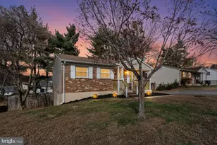 4502 kentmore Dr, Woodbridge, VA 22193 - Photo 1