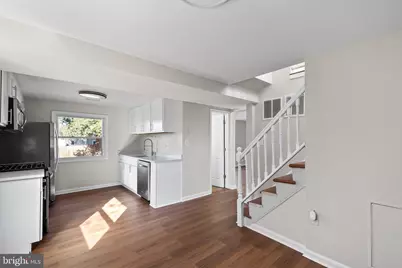 4502 Kentmore Drive, Woodbridge, VA 22193 - Photo 13