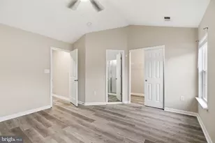 14319 Legend Glen Ct, Gainesville, VA 20155 - Photo 11