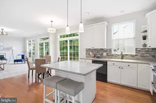 12142 Millbill Ct, Bristow, VA 20136 - Photo 5