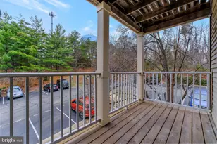 1049 Gardenview Loop, Woodbridge, VA 22191 - Photo 17