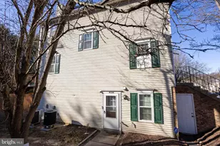 16326 Taconic Cir, Dumfries, VA 22025 - Photo 3