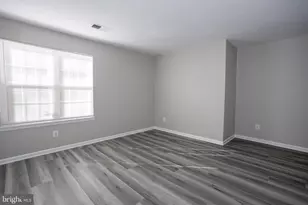 16326 Taconic Cir, Dumfries, VA 22025 - Photo 17