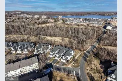 13810 Greendale Drive, Woodbridge, VA 22191 - Photo 37