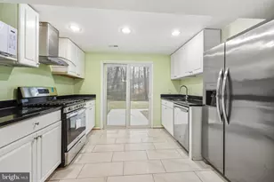 3627 Forestdale Ave, Woodbridge, VA 22193 - Photo 9