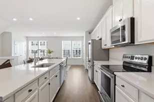 10644 Hinton Wy, Manassas, VA 20112 - Photo 13
