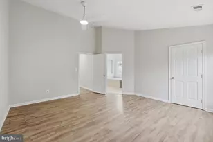 13217 Kinnicutt Dr, Woodbridge, VA 22192 - Photo 17